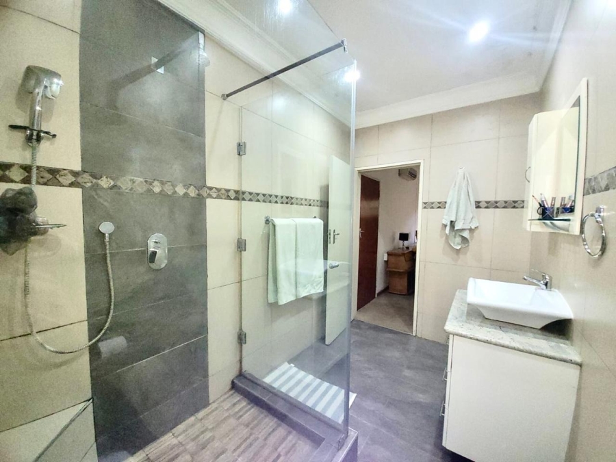 4 Bedroom Property for Sale in Baillie Park North West